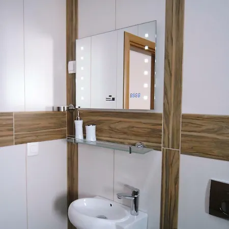 Haus Zora Ferienwohnung 7 아파트 모슈체니체