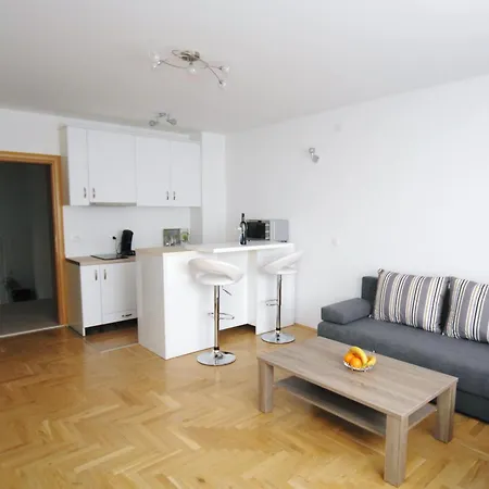 Haus Zora Ferienwohnung 7 아파트 모슈체니체